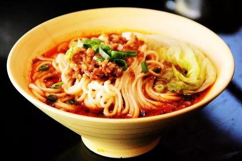 面瓜咋样剁方便吃呢视频,轻松便捷的美食制作技巧
