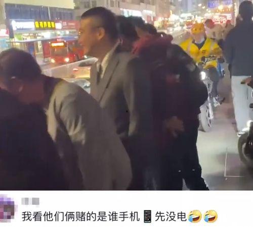 吃瓜群众围观完整视频,揭秘完整视频背后的惊人真相