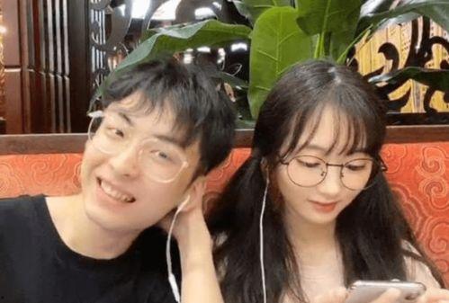 肖战三哥吃瓜是真的吗视频,肖战三哥吃瓜视频真相揭秘