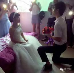 济南新娘吃瓜事件视频,一场网络热议的婚礼风波