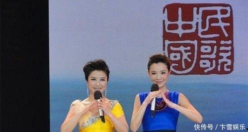 沙滩吃瓜新闻主持人视频,揭秘主持人幕后花絮视频